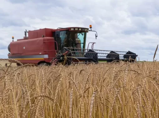 окраска сельскохозяйственной техники