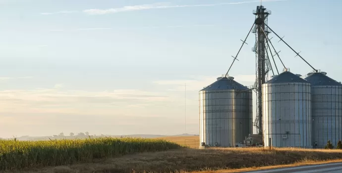 Силосные башни, резервуары технической воды